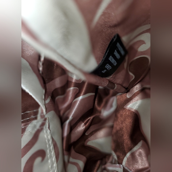 Vintage Guess Tansy Silver Rhinestone Signature Handbag - Picture 12 of 16